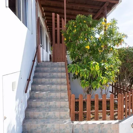The Eagle's Nest House - Overlooking Antiparos