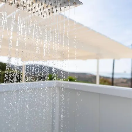 بيت للعطل The Eagle's Nest House - Overlooking Antiparos *