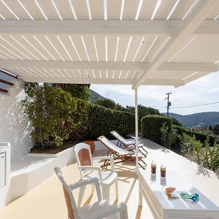 The Eagle's Nest House - Overlooking Antiparos بيت للعطل *